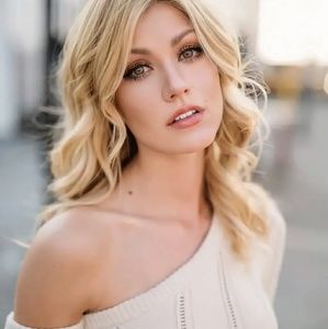 Meet your Posher, Tabatha